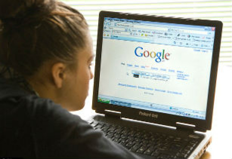 Կանայք համոզված են, որ Google–ը փոխարինում է իրական բժշկին 
