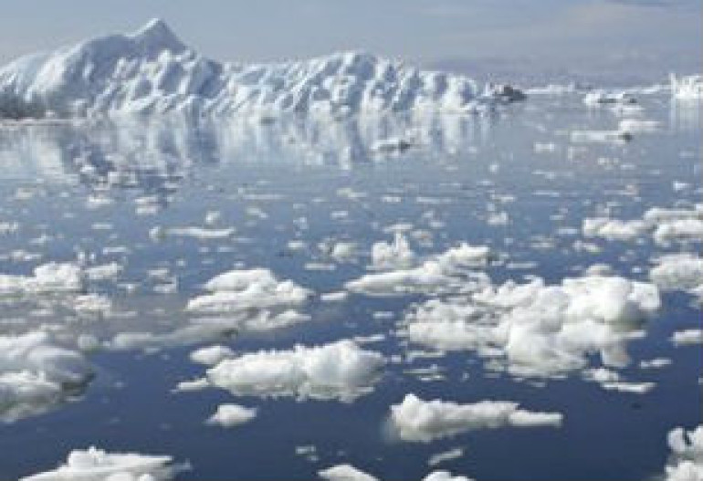 Arctic ice reaches low records, NASA said