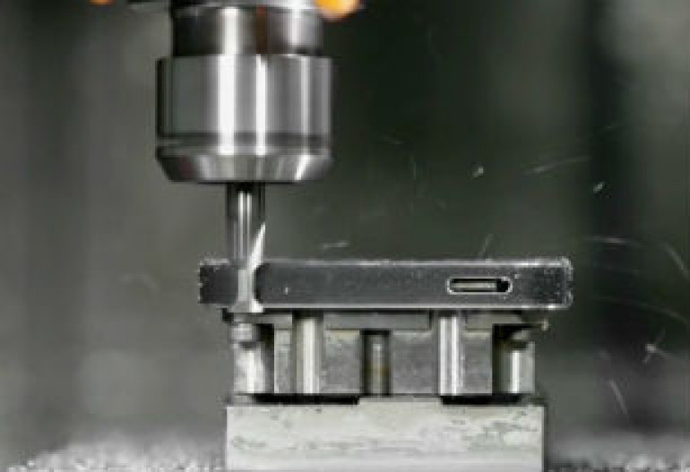 Ինչպես է ստեղծվել iPhone 5-ը (լուսանկարներ)