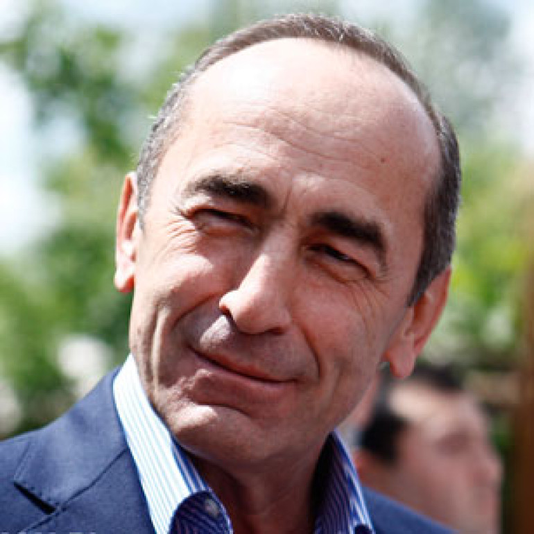 Президент Азербайджана, пытаясь оправдать помилование Рамиля Сафарова, искажает исторические факты - канцелярия Роберта Кочаряна