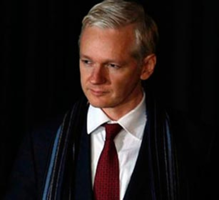 Невиновность Ассанжа подтвердил анализ ДНК