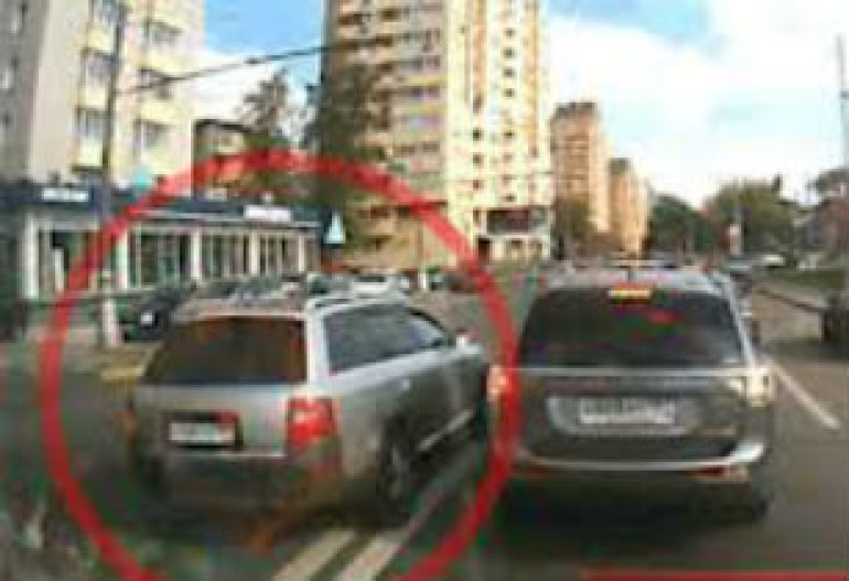 Москве  из-за 12 млн рублей расстреляли бизнесмена армянского происхождения (видео)