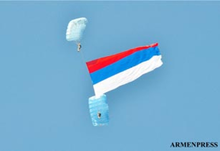 Правительство РФ одобрило проект протокола о размещении военной базы в Армении 
