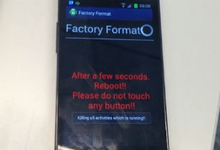 Одна строка кода отформатировала смартфоны Galaxy