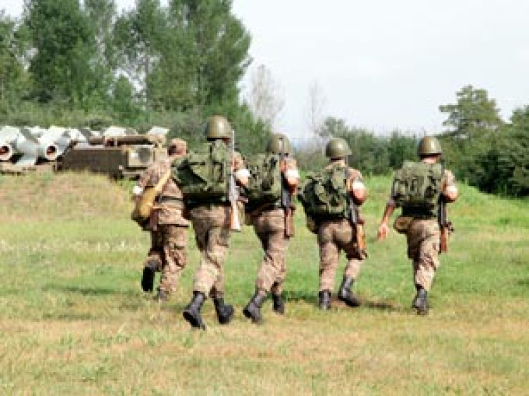 В небоевых условиях погиб армянский солдат