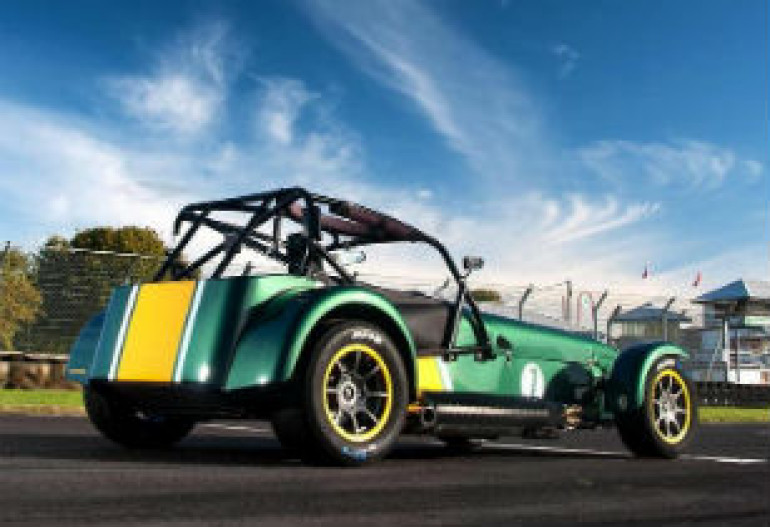 Ներկայացվել է Caterham սպորտային մեքենայի ամենահզոր տարբերակը (լուսանկարներ)
