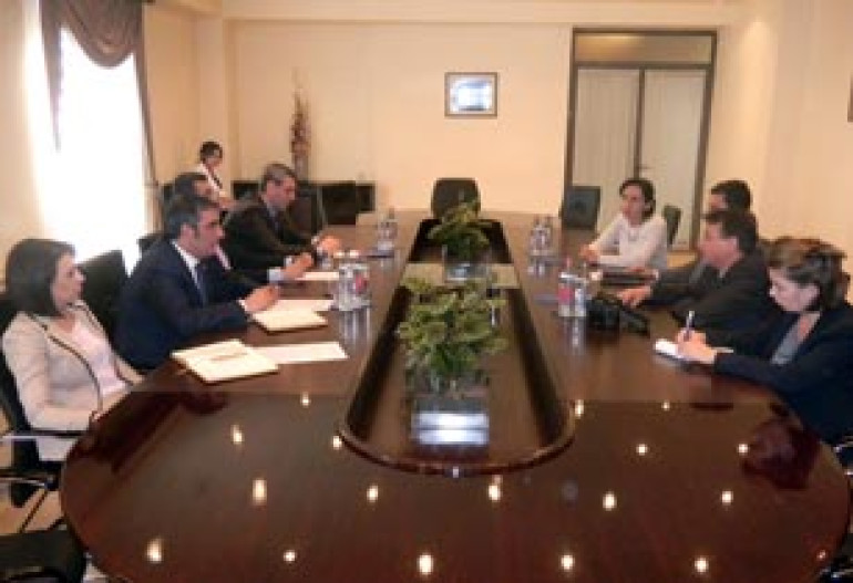 Yerevan Municipality official, French guest discuss cultural heritage preservation 