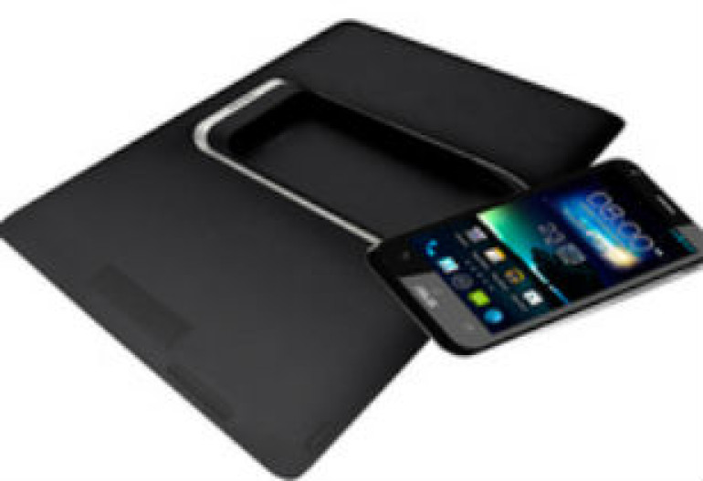 Смартфон-трансформер PadFone 2 превращается в планшет