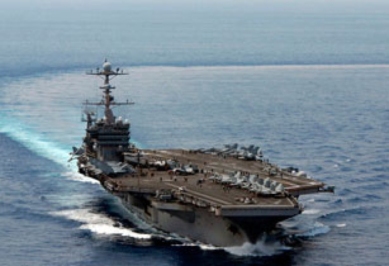 Авианосец США появился в Южно-Китайском море около спорных территорий