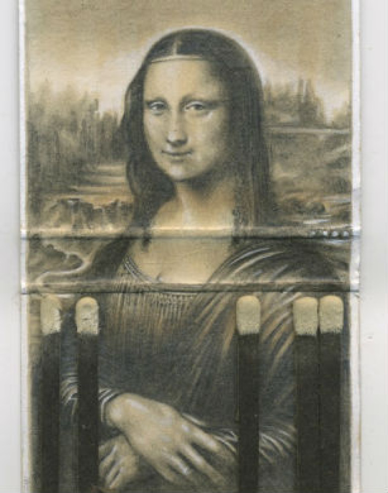 British illustrator creates incredibly detailed drawings on matchbox