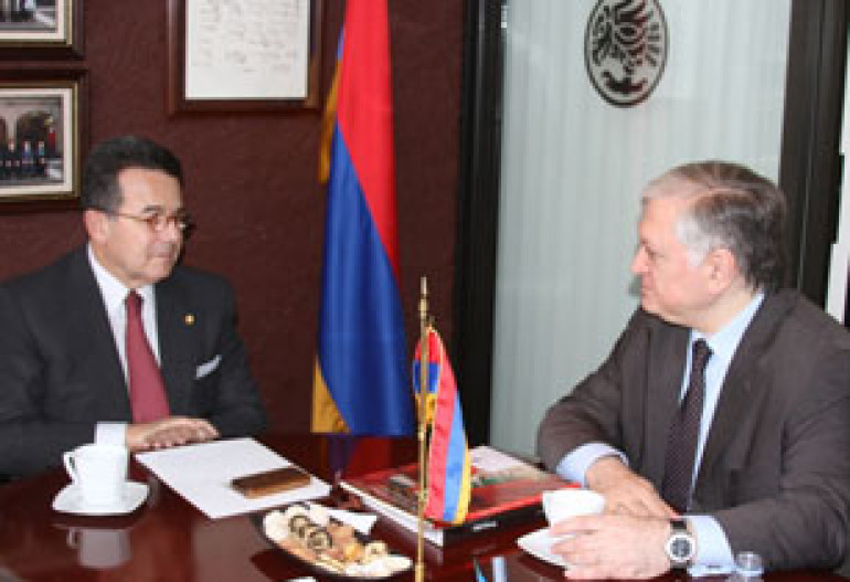 Эдвард Налбандян в Мексике обсудил карабахский вопрос