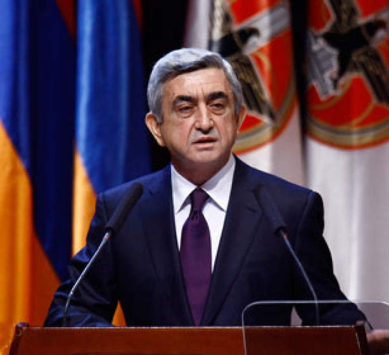 Serzh Sargsyan extends greetings to State Chamber Orchestra