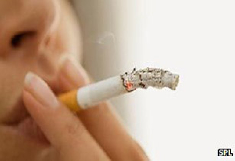 Light smoking 'doubles sudden heart death risk in women'