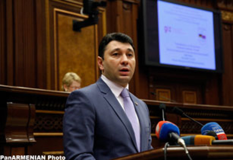  К «цивилизованному» решению ППА Республиканская партия Армении относится спокойно – Эдуард Шармазанов 