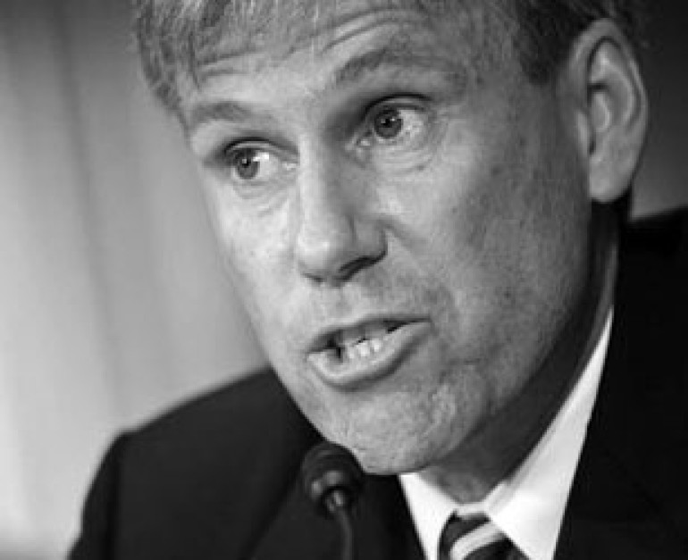  Ответственность за гибель посла США в Ливии возложили на Госдепартамент 
