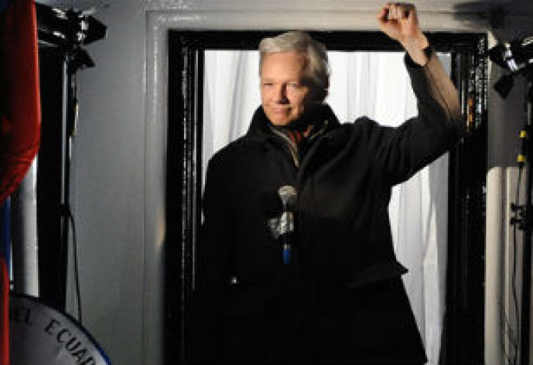 Ассандж заявил, что в 2013 году Wikileaks продолжит публикацию секретных документов