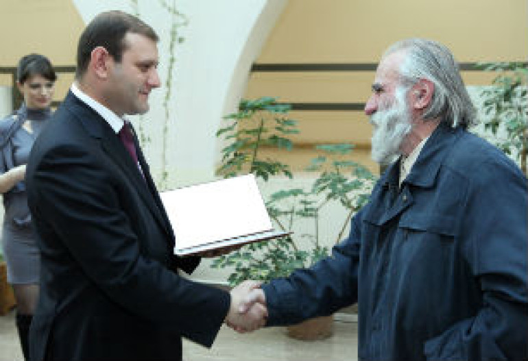  Yerevan mayor honors merited artists, sportsmen