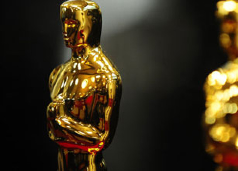Oscar voting extended for online transition