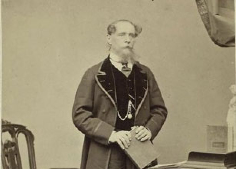 Charles Dickens statue due in Portsmouth in June