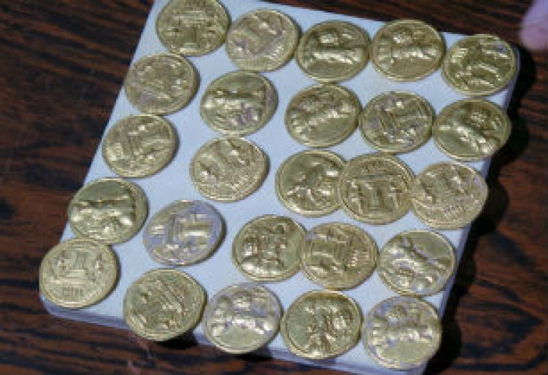 Archaeologists find Sassanid era coins in Iraq