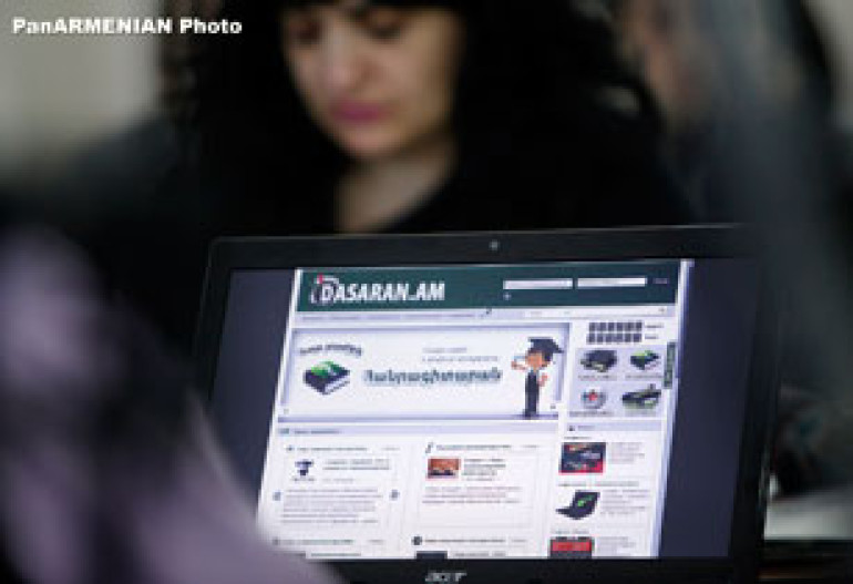 Dasaran.am կայքում բացվել է «Դիմորդի անկյուն» բաժինը