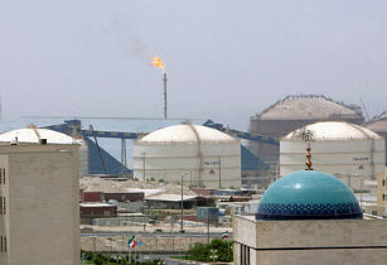 Иран перестал продавать нефть и газ Евросоюзу