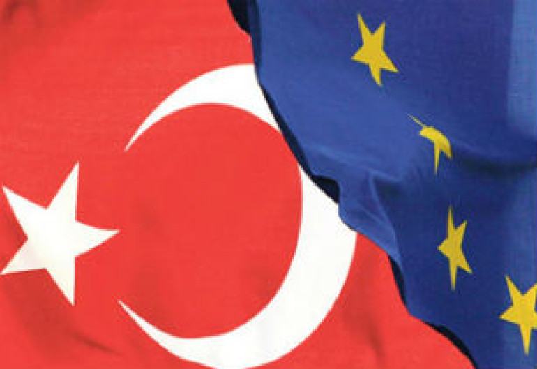 Франция больше не будет препятствовать членству Турции в ЕС - Milliyet