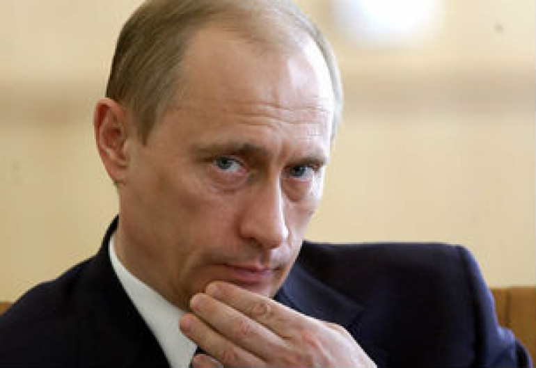 Путин внес в Госдуму законопроект, запрещающий чиновникам иметь счета в банках за границей