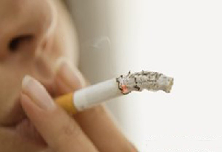 Lung cancer 'overtaking breast cancer in European women'