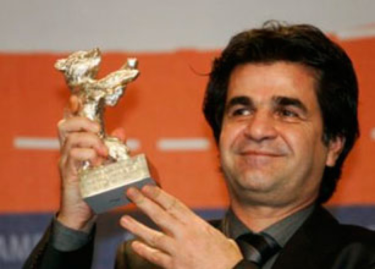 Awward-winning Iranian filmmaker in trouble with government