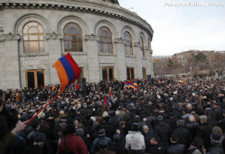  Что будет сегодня в 14:00 на площади Свободы?