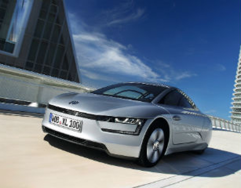 VW-ը սերիական թողարկման կդնի 100կմ/0.9լ վառելիքի ծախսով XL1 մոդելը (լուսանկարներ)