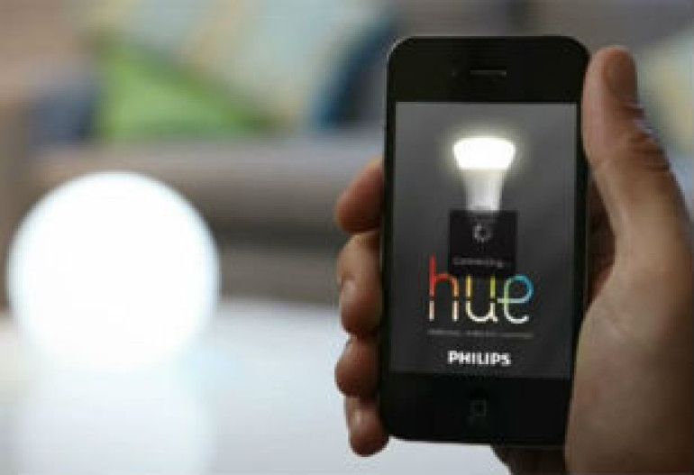 Разработчикам разрешили писать программы для лампочек Philips