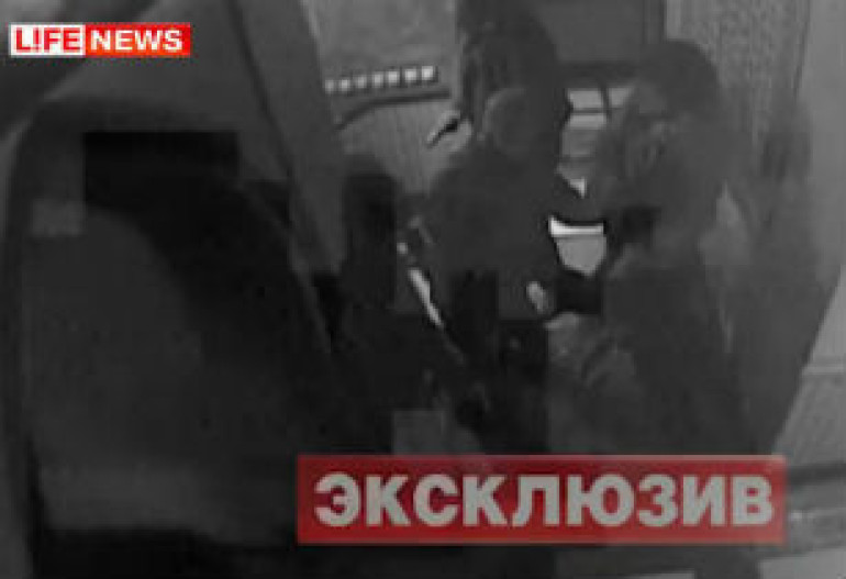  За стрельбу в московском кафе задержаны 16 человек: в числе пострадавших 38-летний армянин