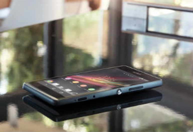 Sony представила два новых смартфона