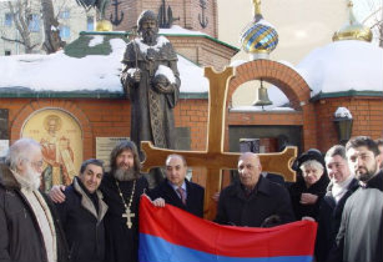  Федор Конюхов установит армянский крест на Северном полюсе
