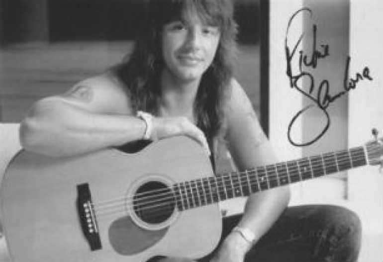 СМИ обнародовали причина ухода гитариста Bon Jovi