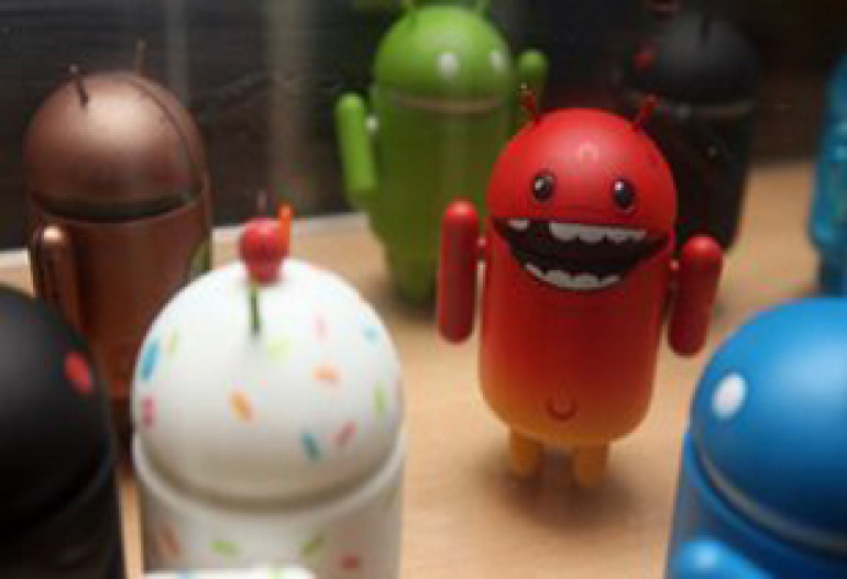 Microsoft accuses Google of pushing services to Android