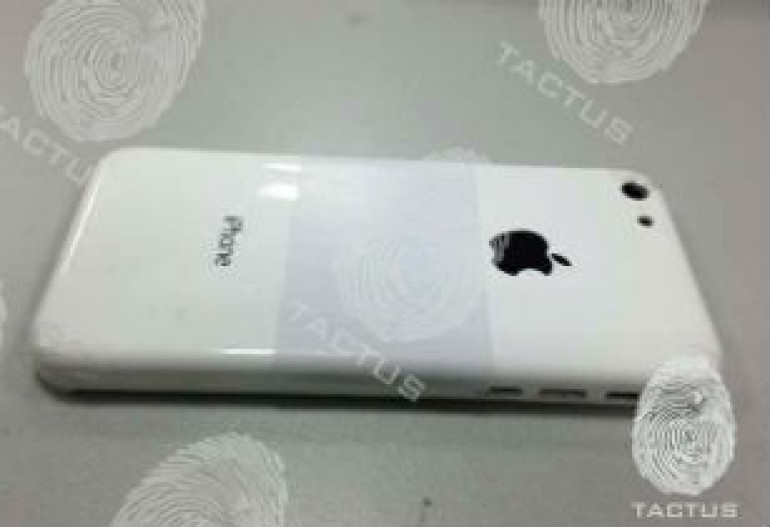 Budget iPhone spotted in leaked photo