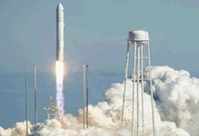 Orbital's Antares rocket makes test flight