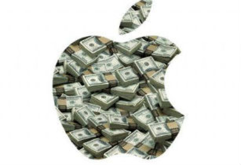 Apple впервые в истории берет в долг
