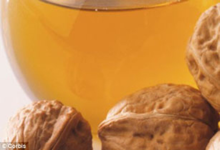 Could eating walnuts  be the key to good heart health?