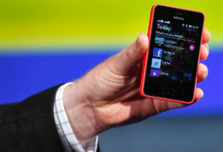  Nokia представила стодолларовый смартфон