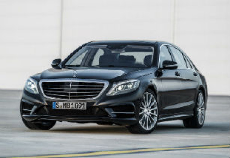 Նոր S դասի Mercedes-Benz-ն ինքն է դուրս գալիս ավտոկայանատեղից և կենդանիներին տարբերում է մարդկանցից (լուսանկարներ)