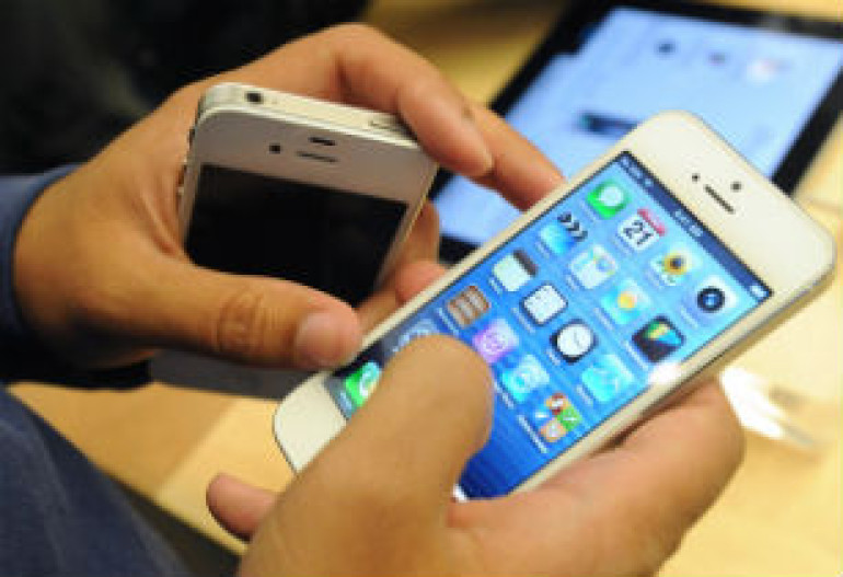  Обладатели iPhone довольны меньше, чем год назад