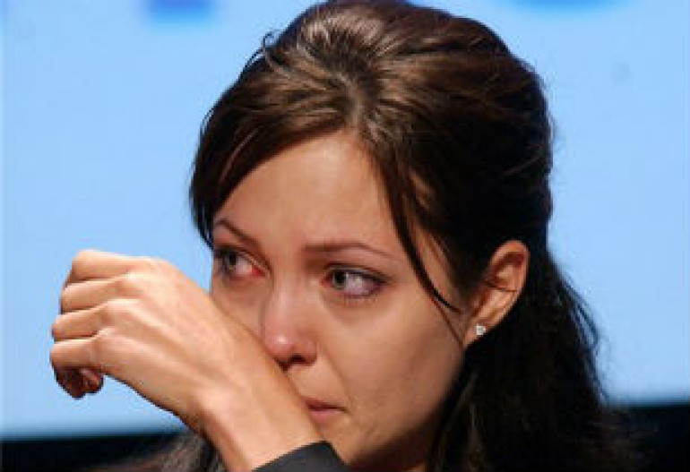  Тетя Анджелины Джоли умерла от рака груди