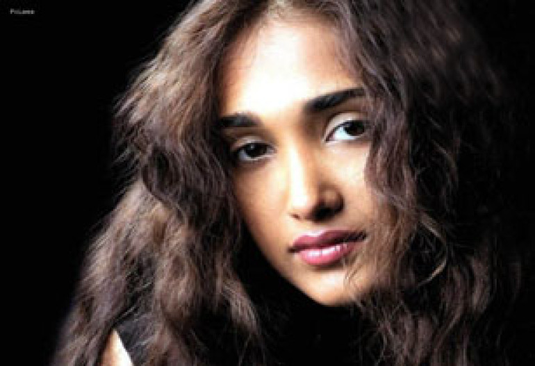 Bollywood actress Jiah Khan found dead in Mumbai