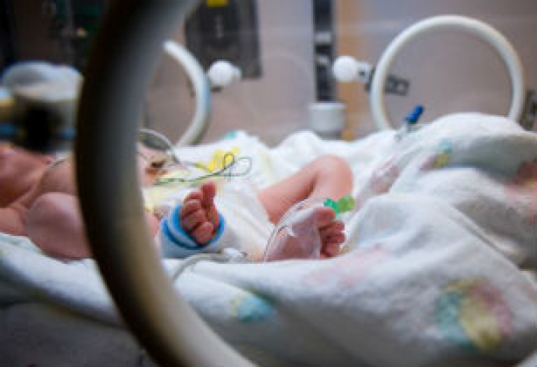Special superglue halts life-threatening bleeding in Kansas baby's brain