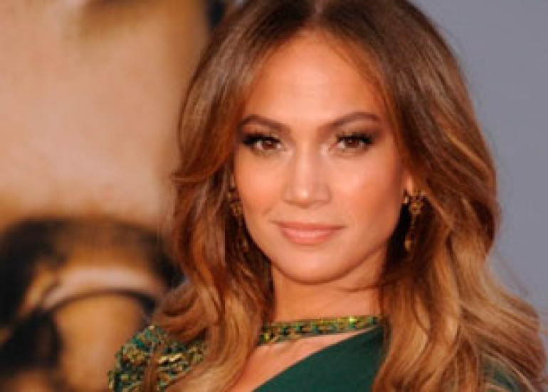 Jennifer Lopez starring in Chilean miner film