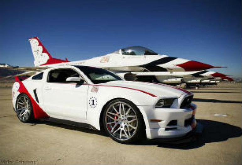 Ford превратил Mustang GT в истребитель